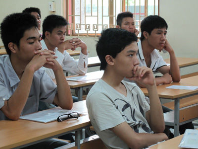 Tuyển sinh 2012: thêm khôi thi vẫn lo thiếu thí sinh